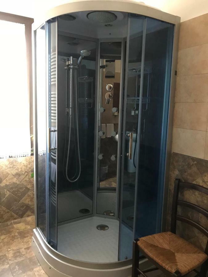 Locanda Al Cavaliere Молинела Екстериор снимка