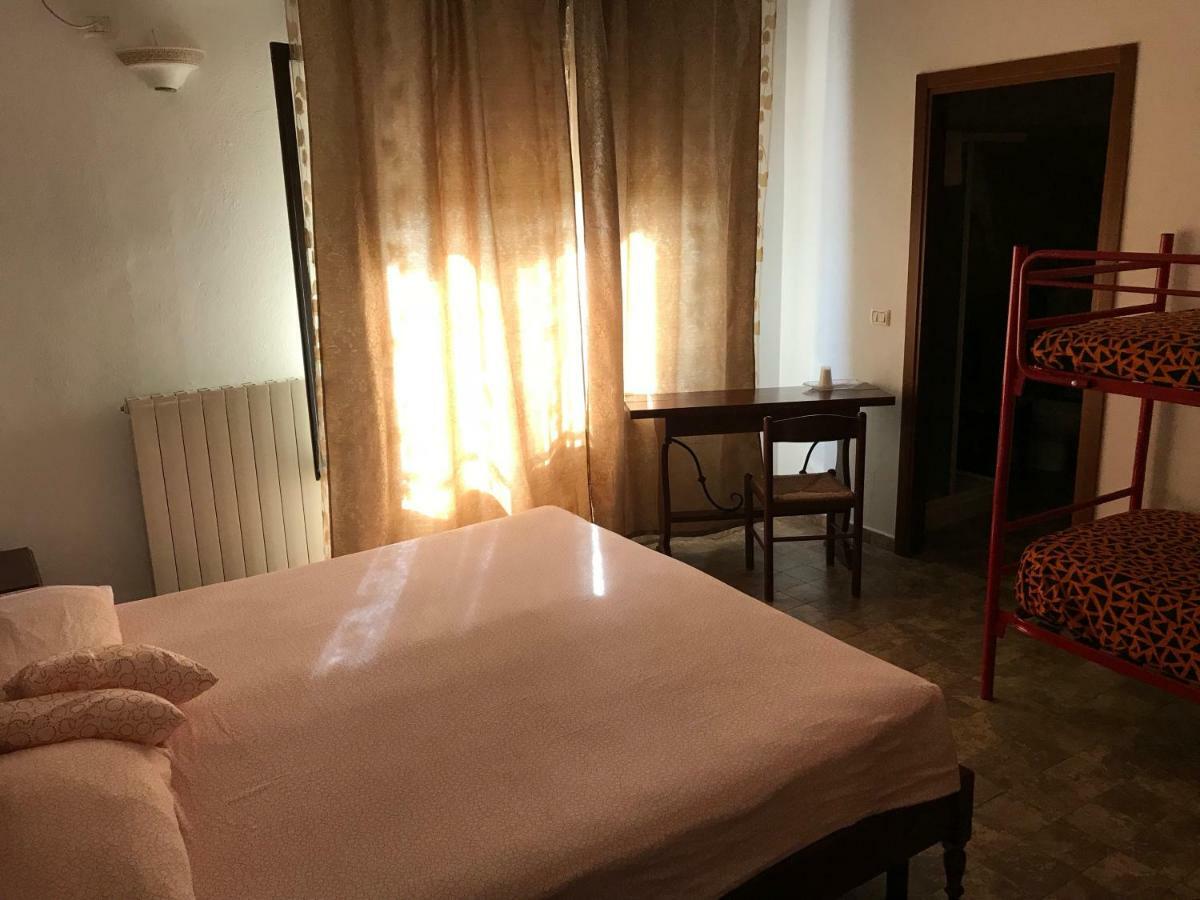 Locanda Al Cavaliere Молинела Екстериор снимка