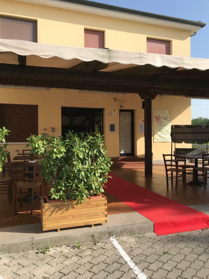 Locanda Al Cavaliere Молинела Екстериор снимка