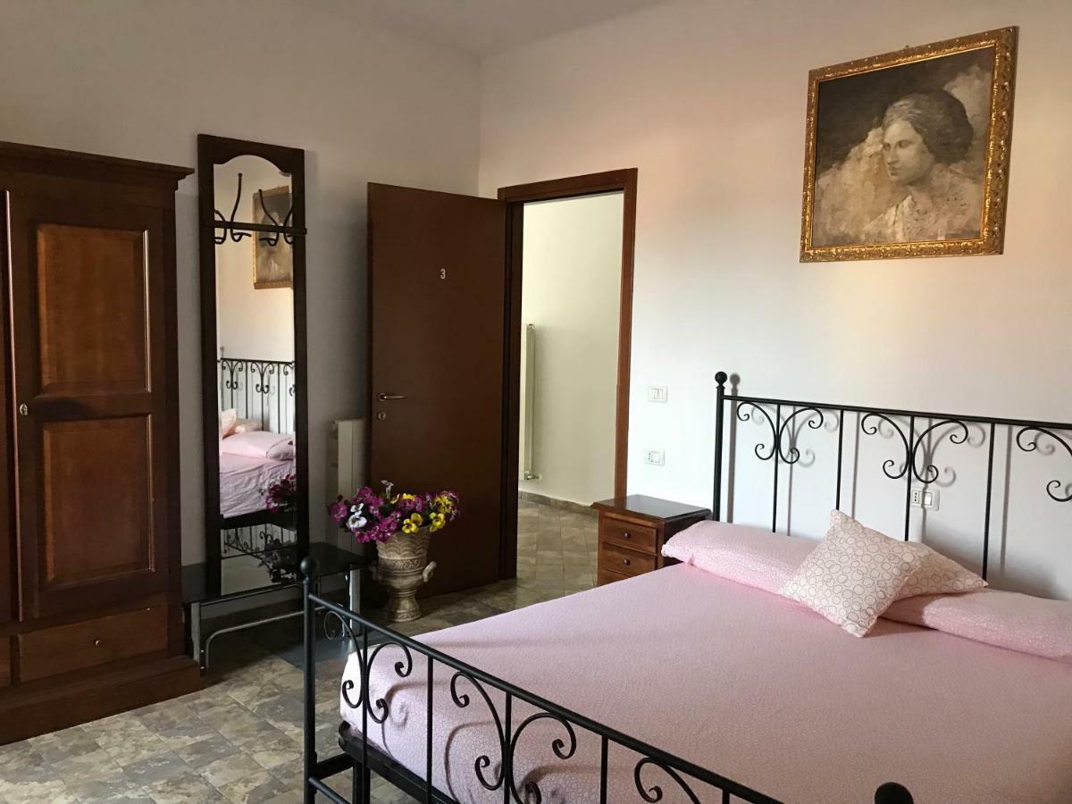 Locanda Al Cavaliere Молинела Екстериор снимка